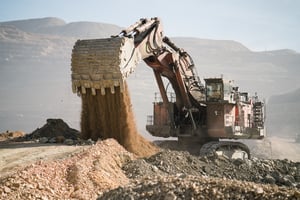 HITACHI 5600