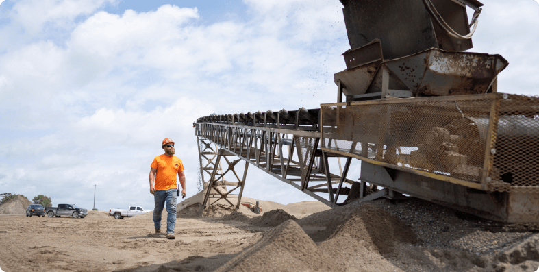 plant manager and mining conveyor