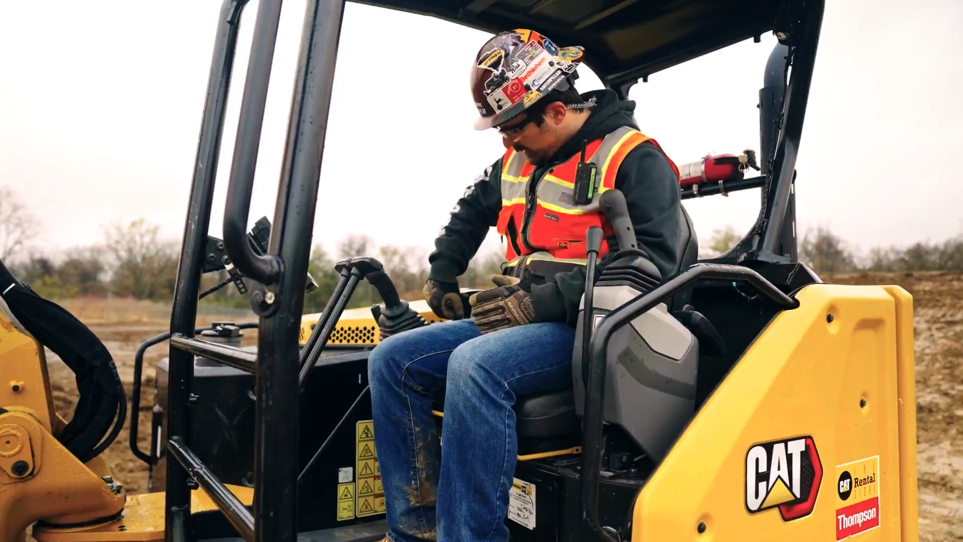 How to Operate a Mini Excavator: Level 1